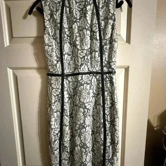 Calvin Klein lace dress with black trim and gold hardware size 2 - Picture 2 of 12
